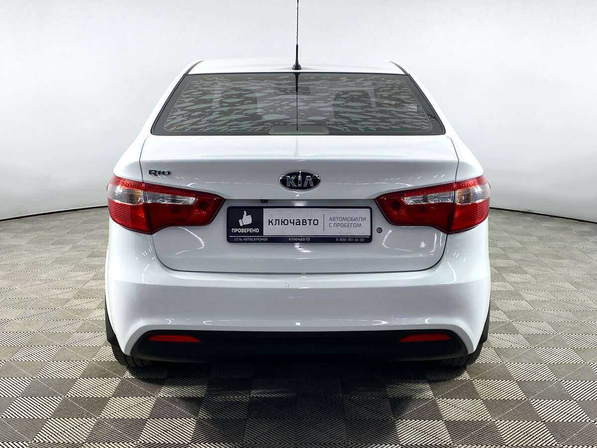 Kia Rio с пробегом — 2014 год. Фото: #5