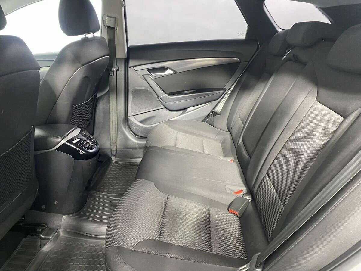 Hyundai i40 с пробегом — 2013 год. Фото: #7