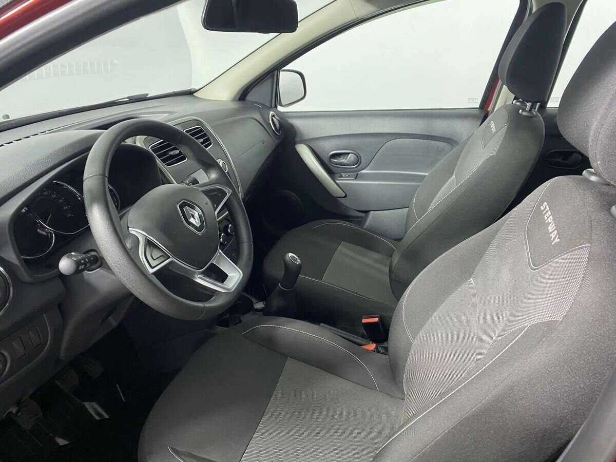 Renault Sandero с пробегом — 2020 год. Фото: #6