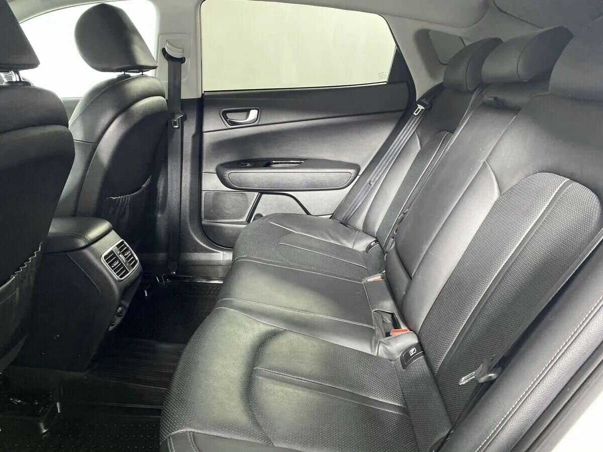 Kia Optima с пробегом — 2018 год. Фото: #9