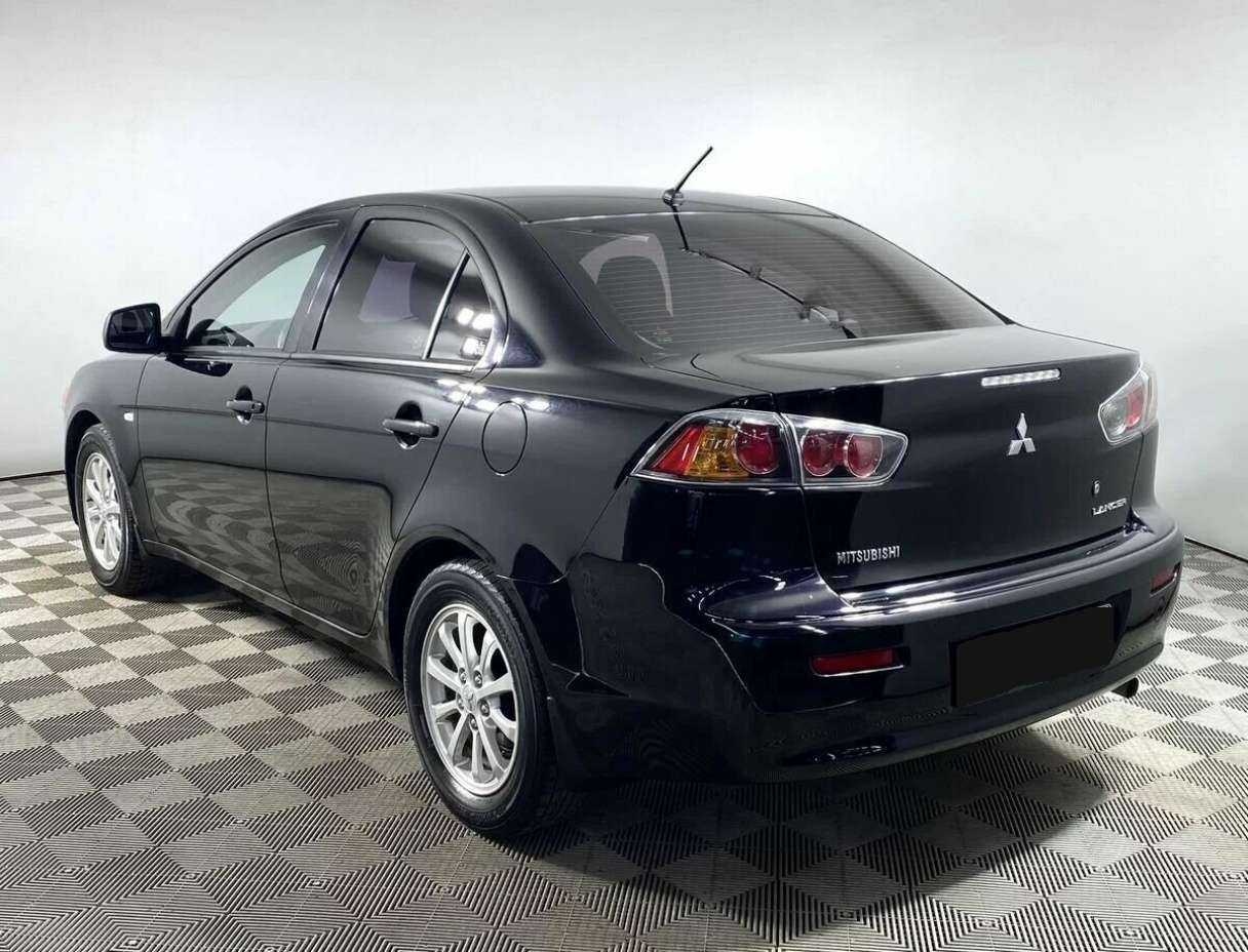Mitsubishi Lancer с пробегом — 2012 год. Фото: #3