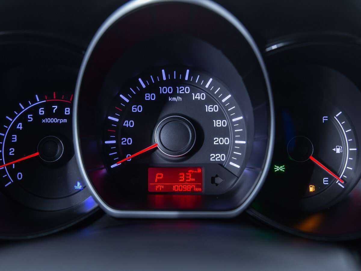 Kia Rio с пробегом — 2017 год. Фото: #10