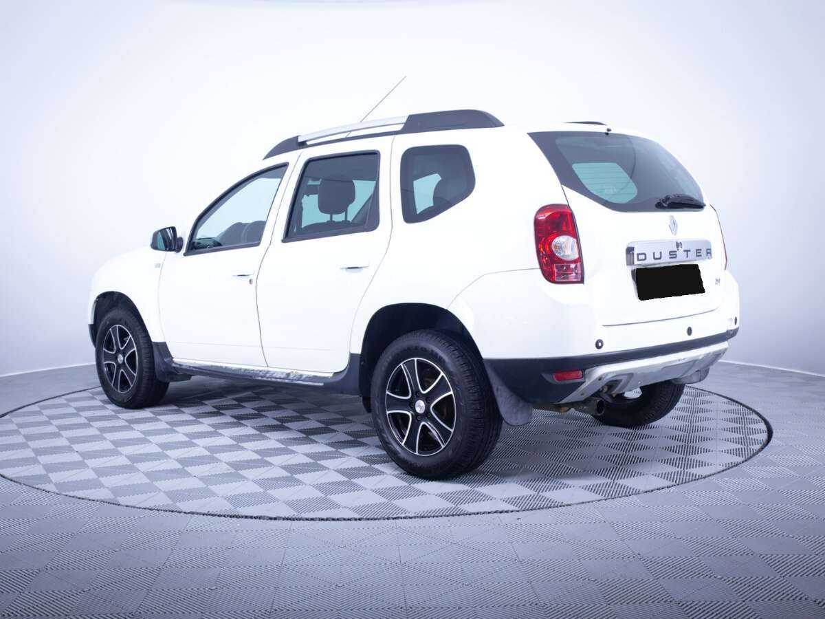 Renault Duster с пробегом — 2013 год. Фото: #6