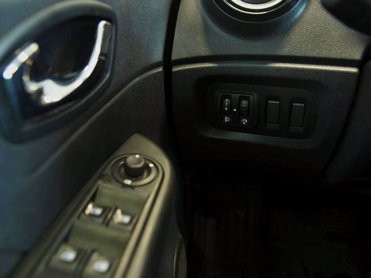 Renault Kaptur с пробегом — 2016 год. Фото: #8