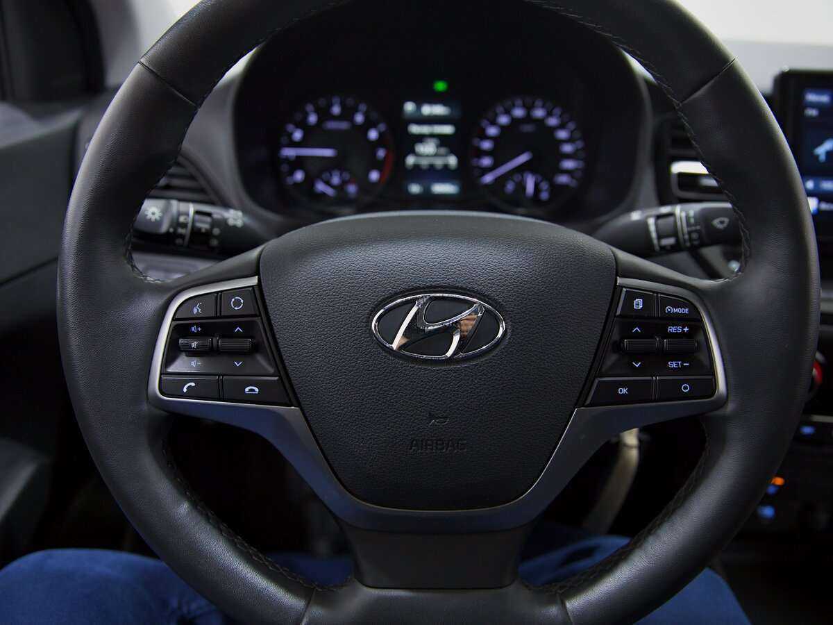 Hyundai Solaris с пробегом — 2021 год. Фото: #8