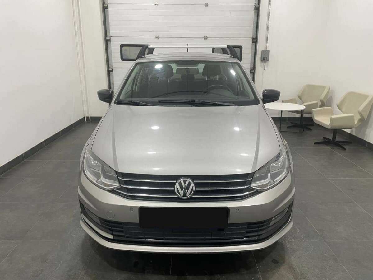 Volkswagen Polo с пробегом — 2020 год. Фото: #1