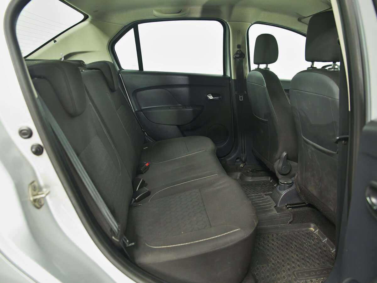 Renault Logan с пробегом — 2015 год. Фото: #16