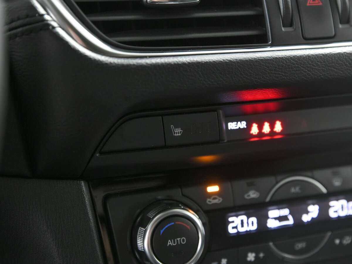 Mazda 6 с пробегом — 2017 год. Фото: #13