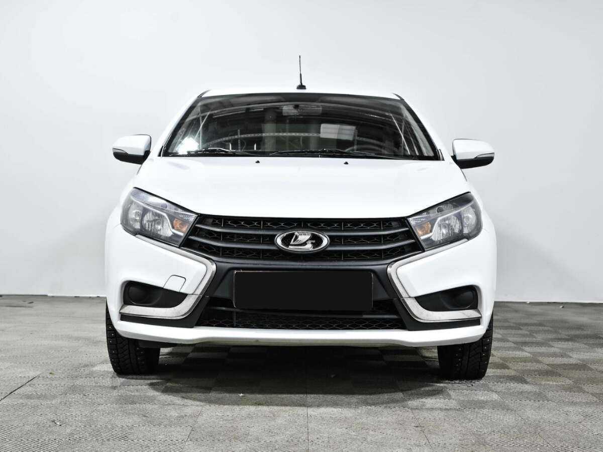 Lada (ВАЗ) Vesta с пробегом — 2019 год. Фото: #1