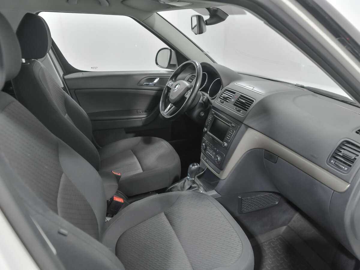 Skoda Yeti с пробегом — 2014 год. Фото: #14
