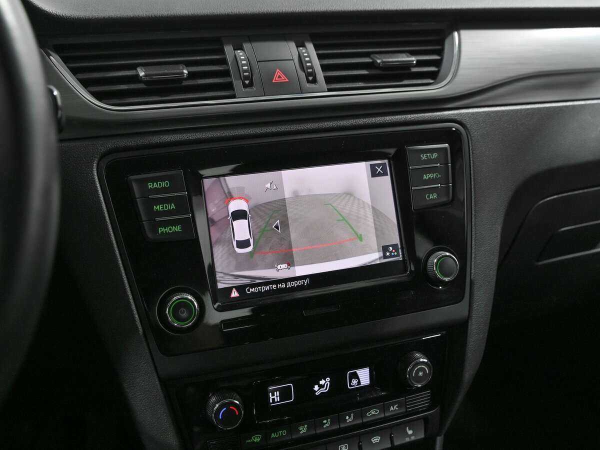 Skoda Rapid с пробегом — 2019 год. Фото: #9