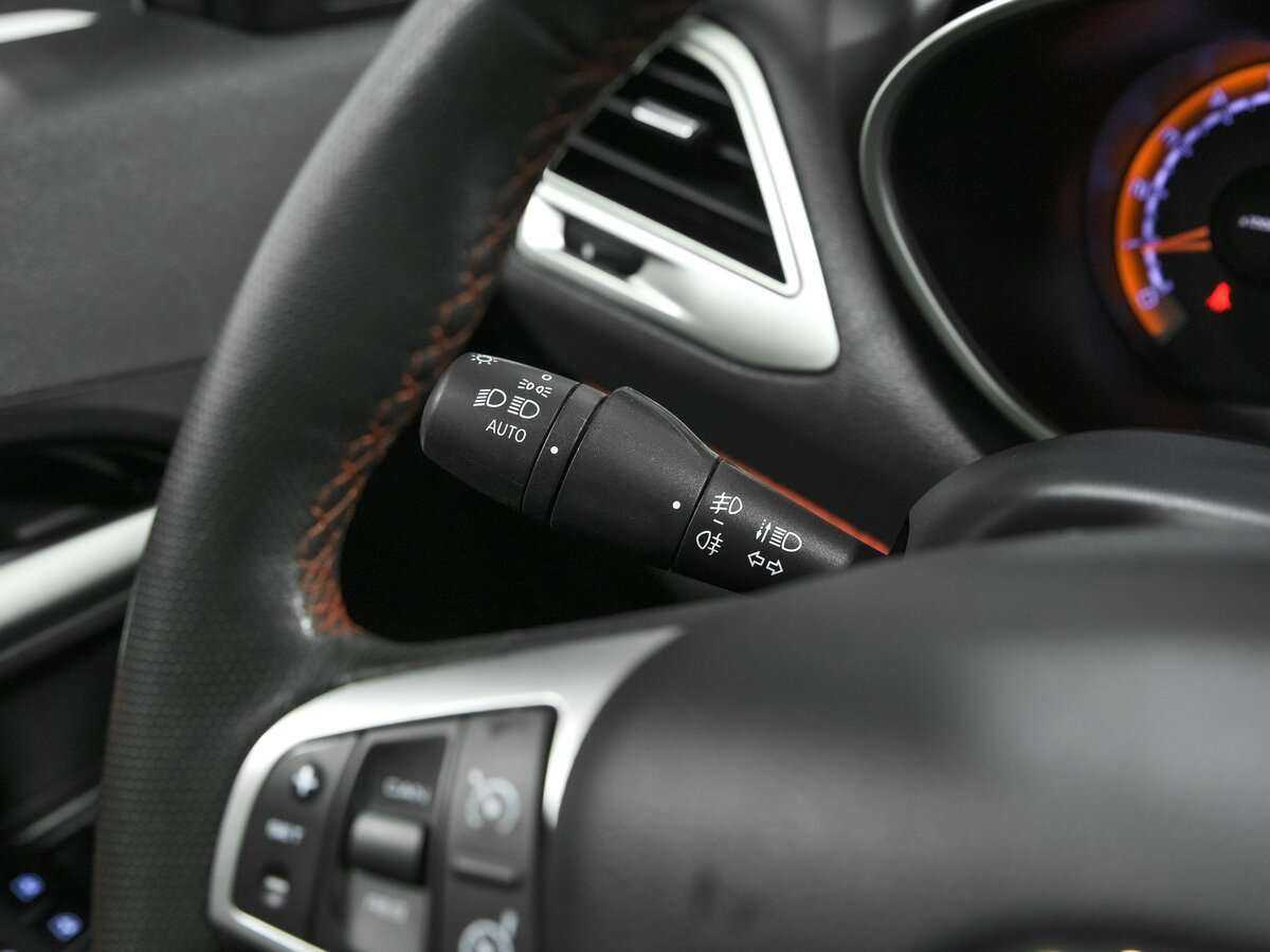 Lada (ВАЗ) Vesta с пробегом — 2021 год. Фото: #6