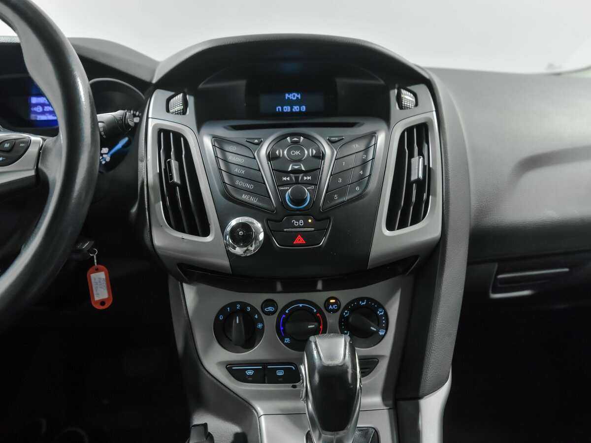 Ford Focus с пробегом — 2013 год. Фото: #9