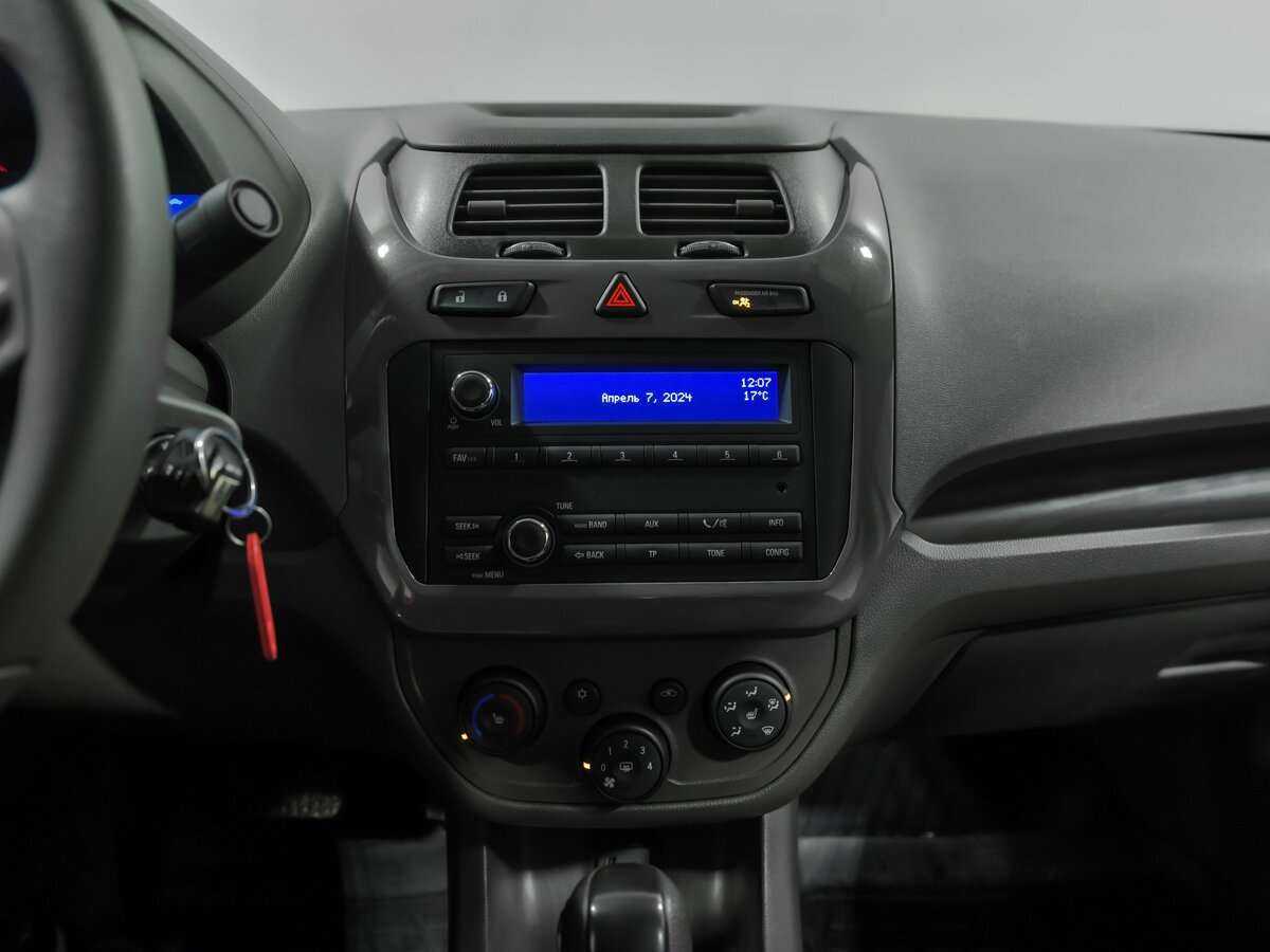 Chevrolet Cobalt с пробегом — 2021 год. Фото: #8