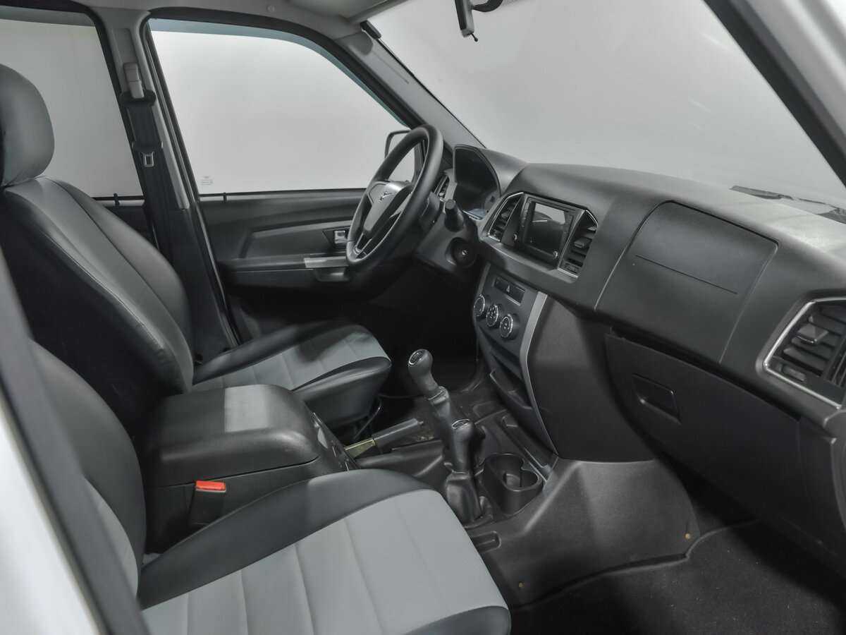 УАЗ Patriot с пробегом — 2017 год. Фото: #12