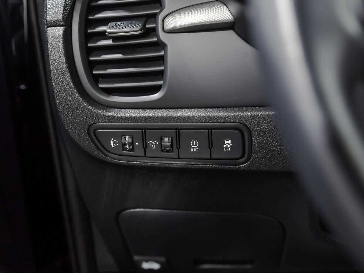 Kia Rio с пробегом — 2020 год. Фото: #13