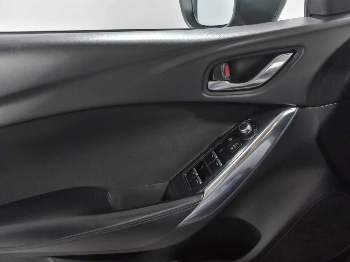 Mazda 6 с пробегом — 2018 год. Фото: #13