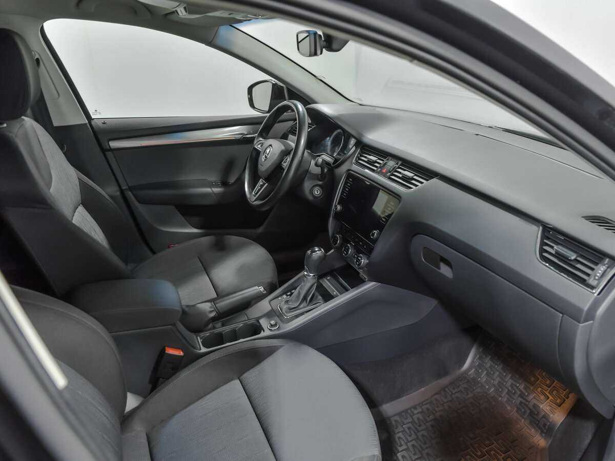 Skoda Octavia с пробегом — 2017 год. Фото: #16
