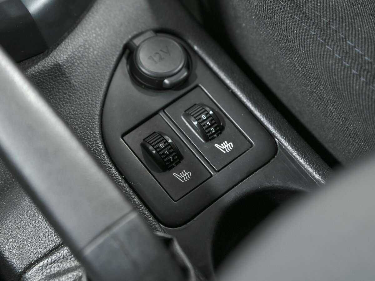 Peugeot 408 с пробегом — 2012 год. Фото: #9