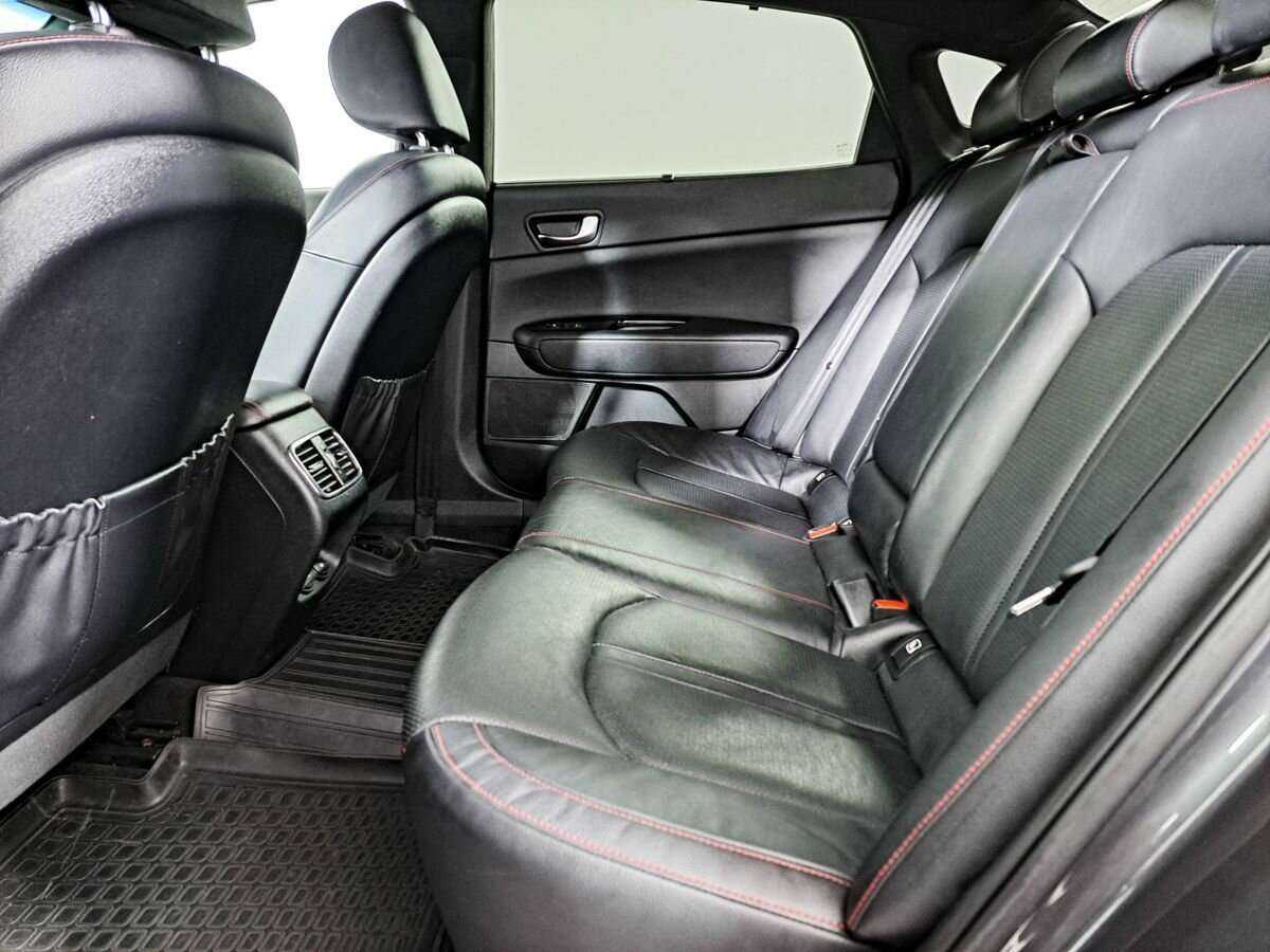 Kia Optima с пробегом — 2016 год. Фото: #9