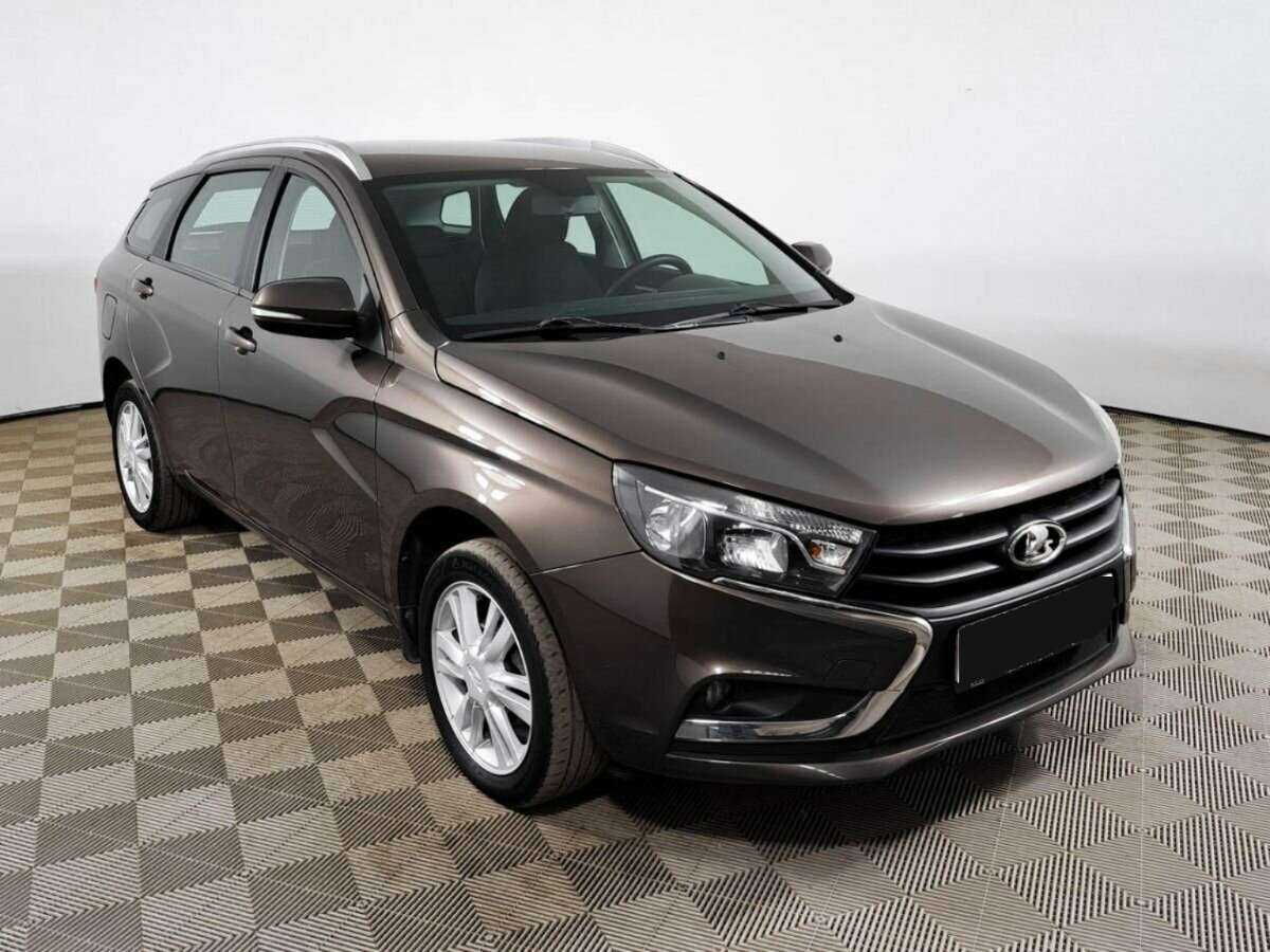 Lada (ВАЗ) Vesta с пробегом — 2019 год. Фото: #2