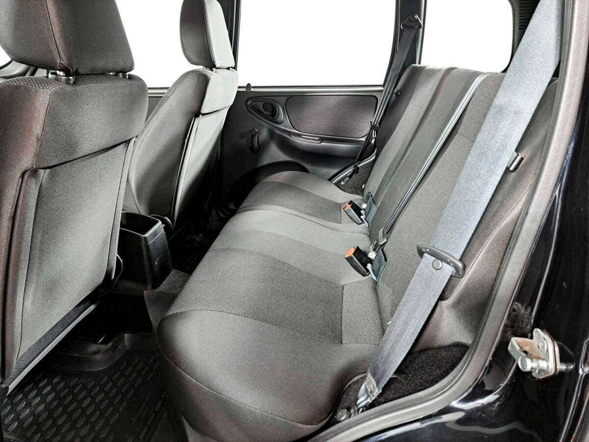 Chevrolet Niva с пробегом — 2018 год. Фото: #9