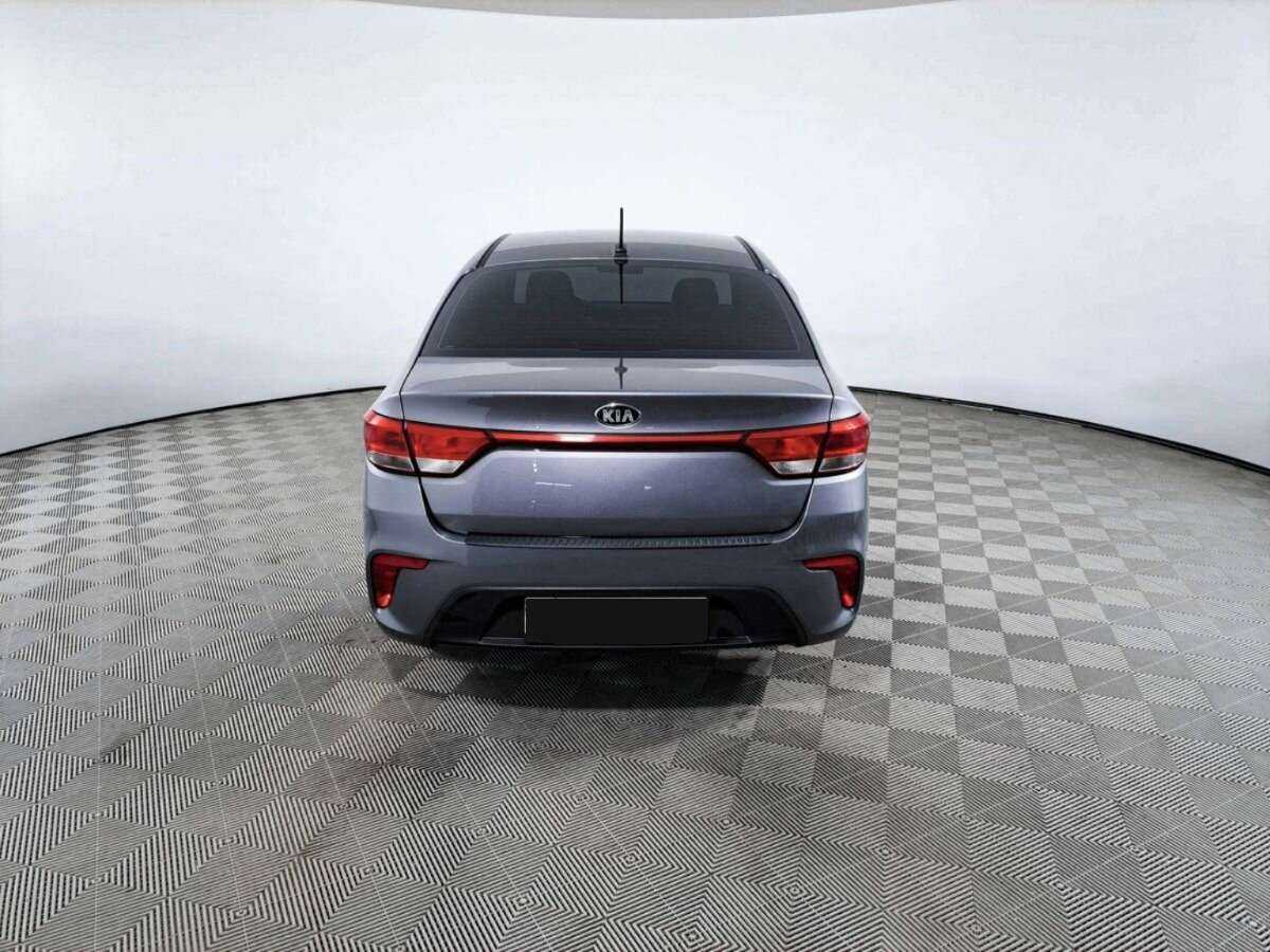 Kia Rio с пробегом — 2017 год. Фото: #5