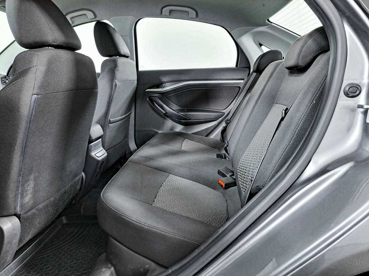 Lada (ВАЗ) Vesta с пробегом — 2020 год. Фото: #11