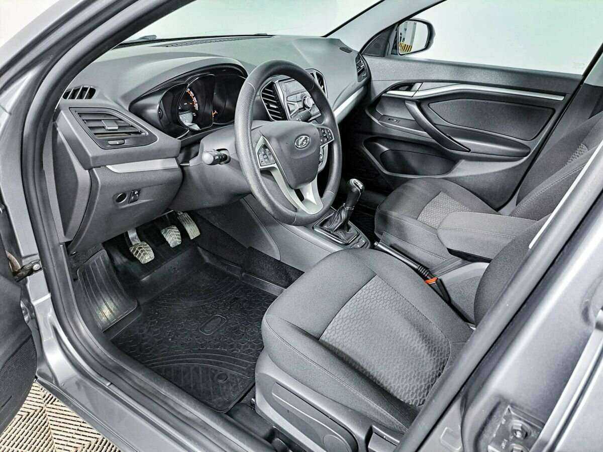 Lada (ВАЗ) Vesta с пробегом — 2020 год. Фото: #15