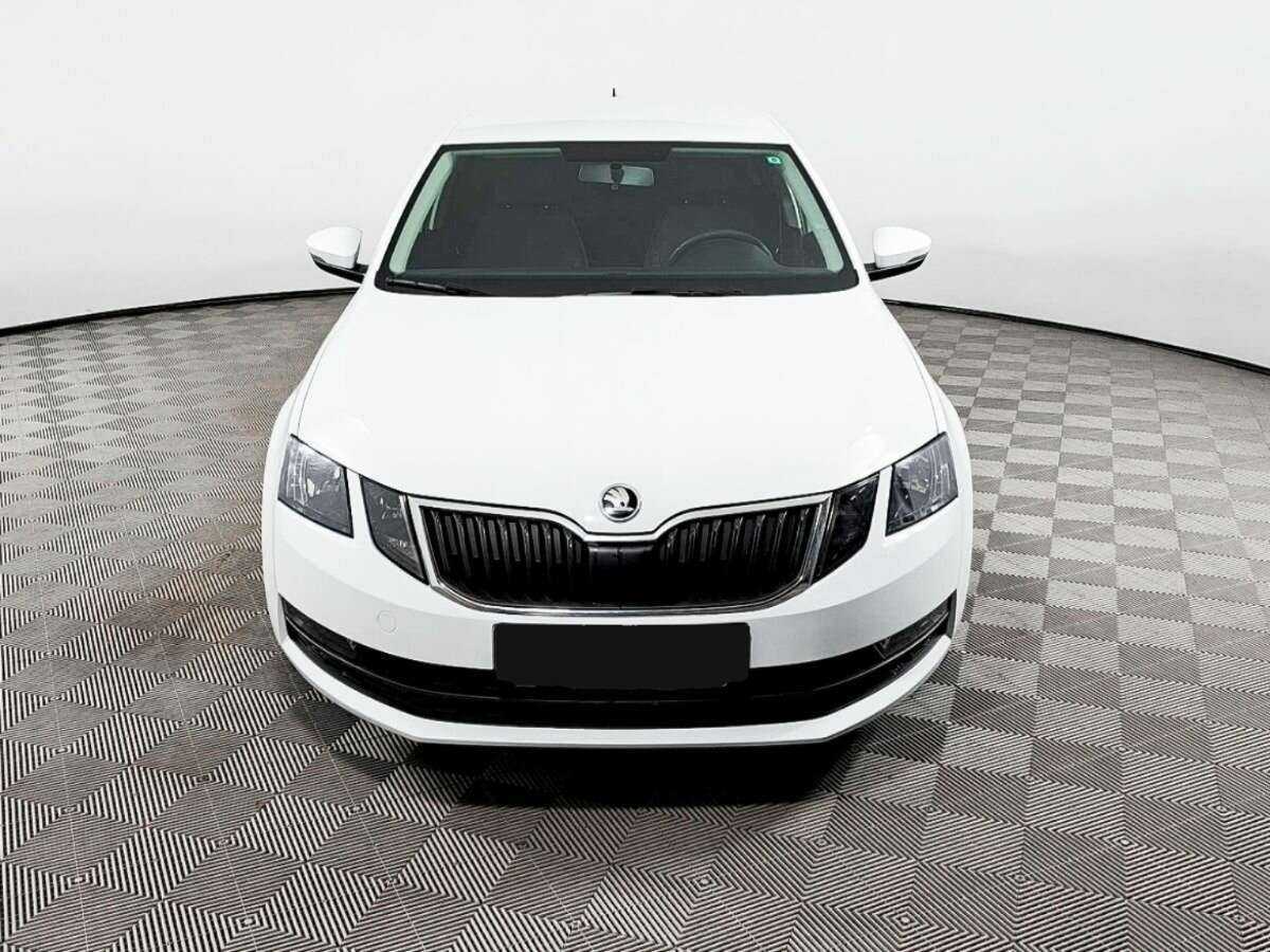 Skoda Octavia с пробегом — 2019 год. Фото: #1