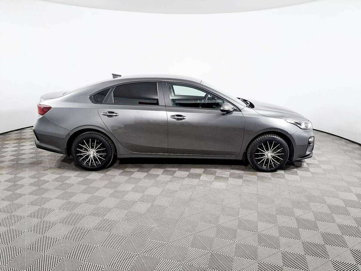 Kia Cerato с пробегом — 2021 год. Фото: #3