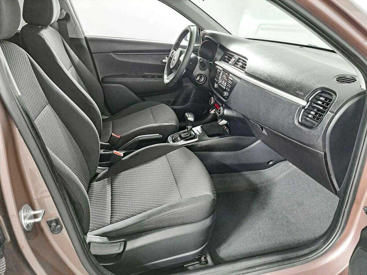 Kia Rio с пробегом — 2019 год. Фото: #10