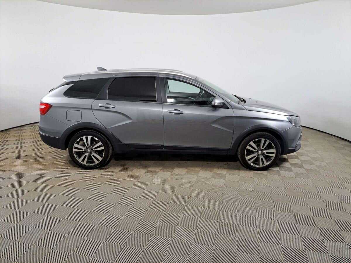 Lada (ВАЗ) Vesta с пробегом — 2021 год. Фото: #3