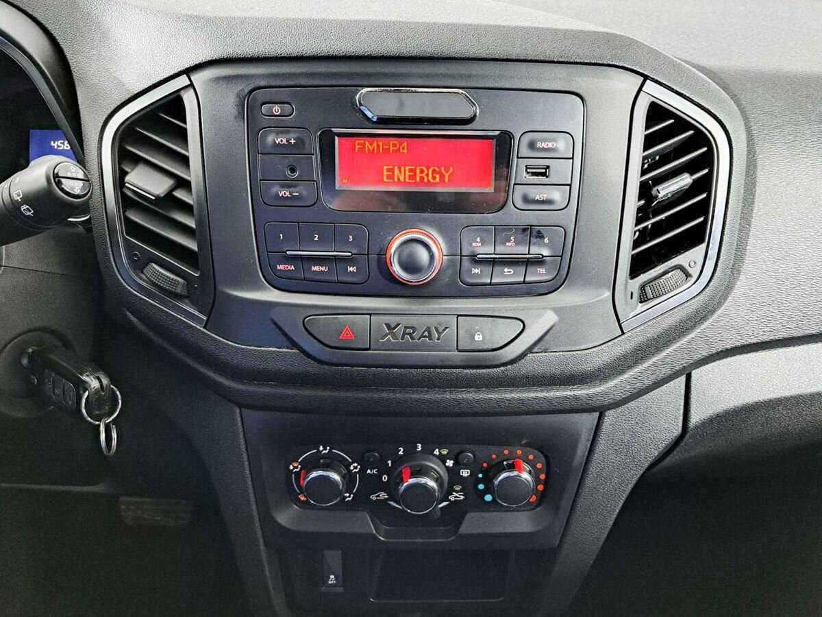 Lada (ВАЗ) XRAY с пробегом — 2018 год. Фото: #12