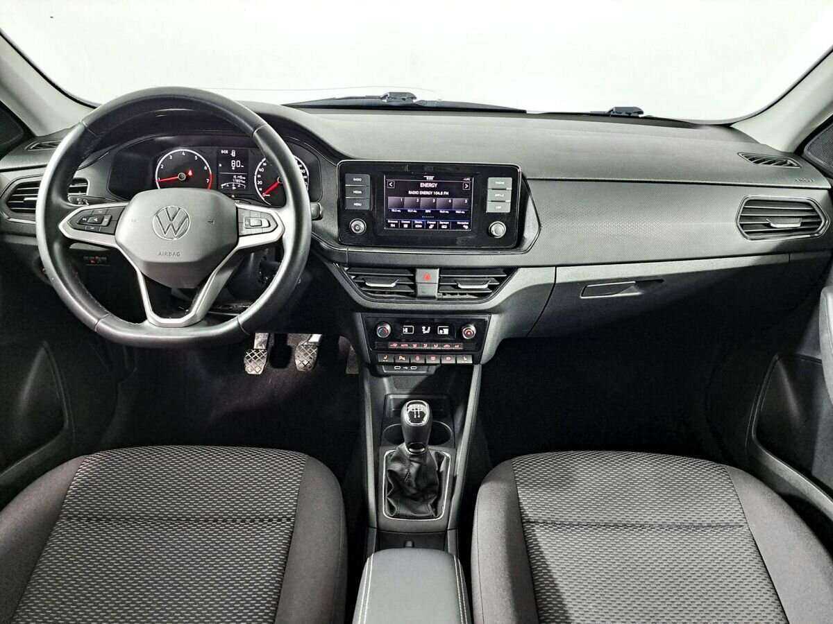 Volkswagen Polo с пробегом — 2021 год. Фото: #11