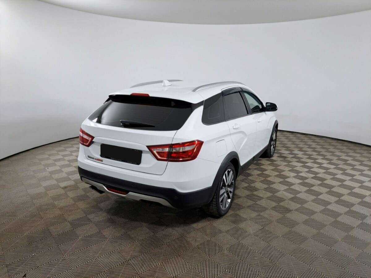 Lada (ВАЗ) Vesta с пробегом — 2018 год. Фото: #4