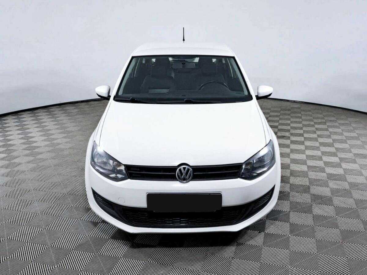 Volkswagen Polo с пробегом — 2012 год. Фото: #1