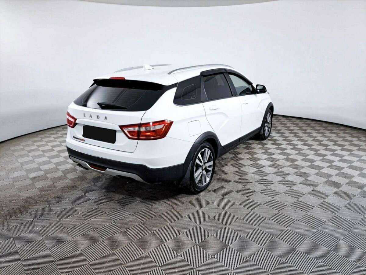 Lada (ВАЗ) Vesta с пробегом — 2019 год. Фото: #4