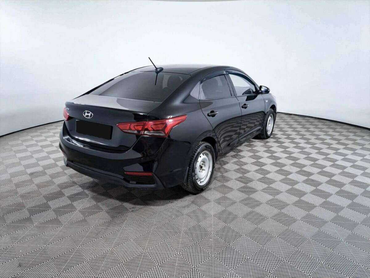 Hyundai Solaris с пробегом — 2018 год. Фото: #4