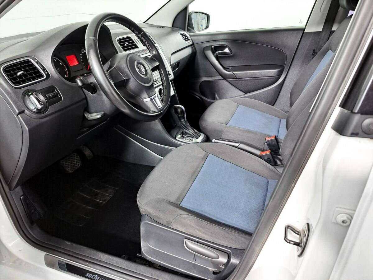 Volkswagen Polo с пробегом — 2013 год. Фото: #11