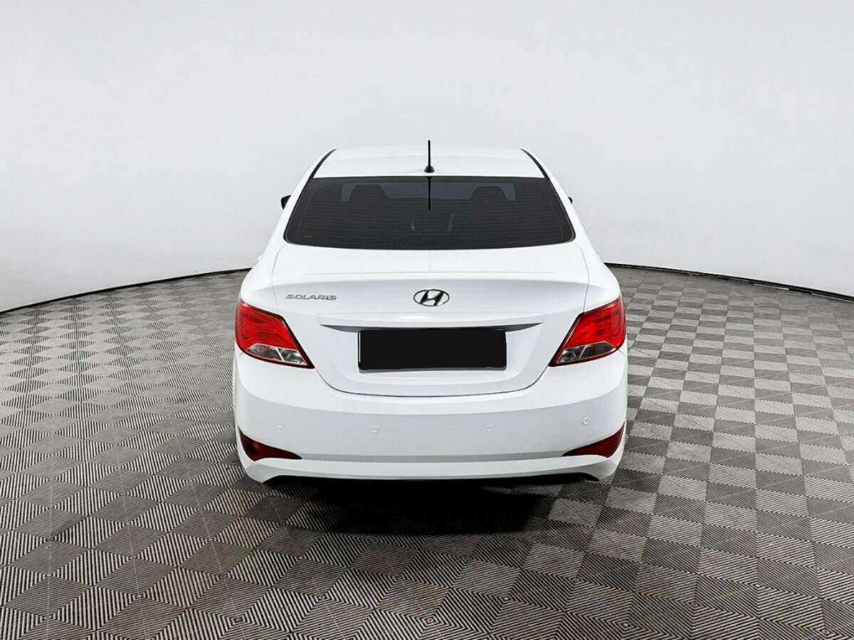 Hyundai Solaris с пробегом — 2016 год. Фото: #4
