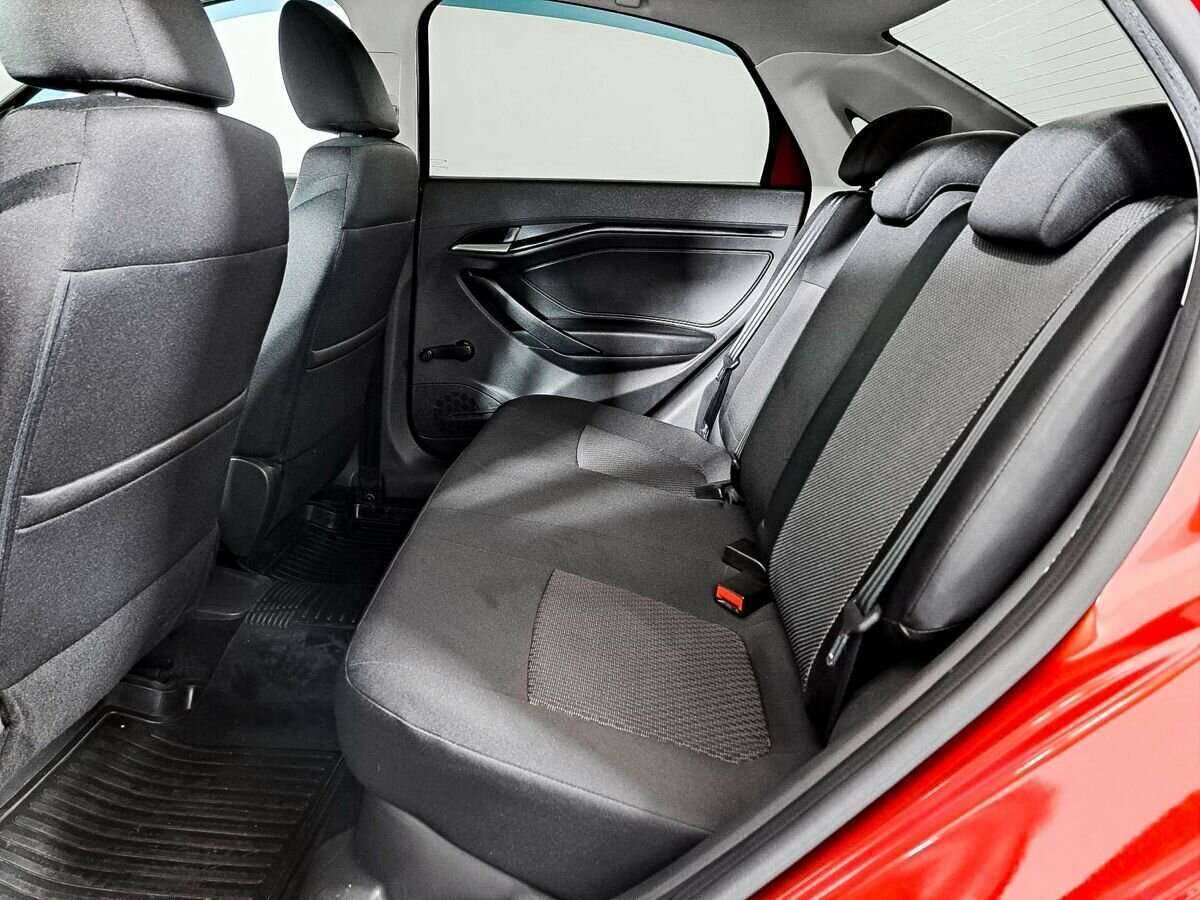 Lada (ВАЗ) Vesta с пробегом — 2016 год. Фото: #8