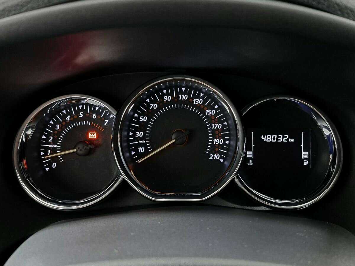 Renault Sandero с пробегом — 2020 год. Фото: #10