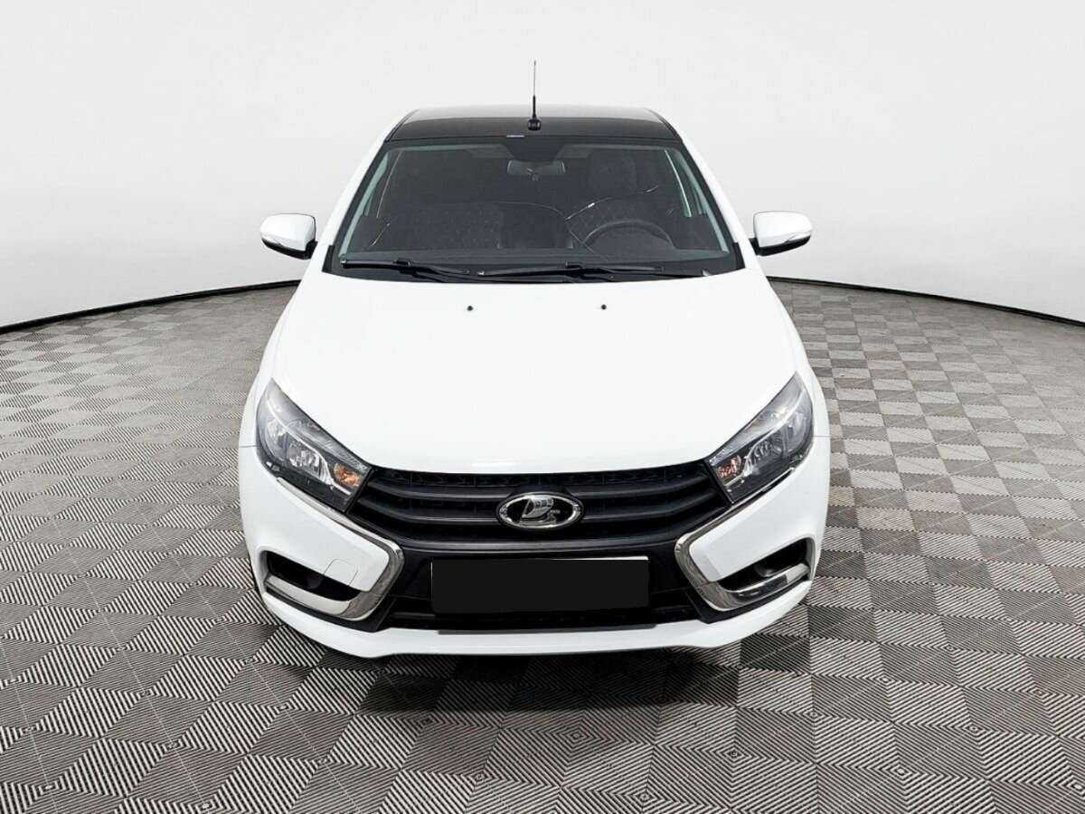 Lada (ВАЗ) Vesta с пробегом — 2021 год. Фото: #1