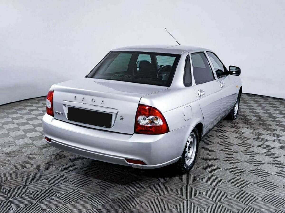 Lada (ВАЗ) Priora с пробегом — 2017 год. Фото: #4
