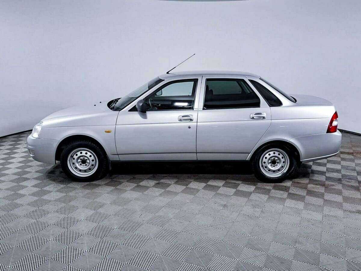 Lada (ВАЗ) Priora с пробегом — 2017 год. Фото: #7