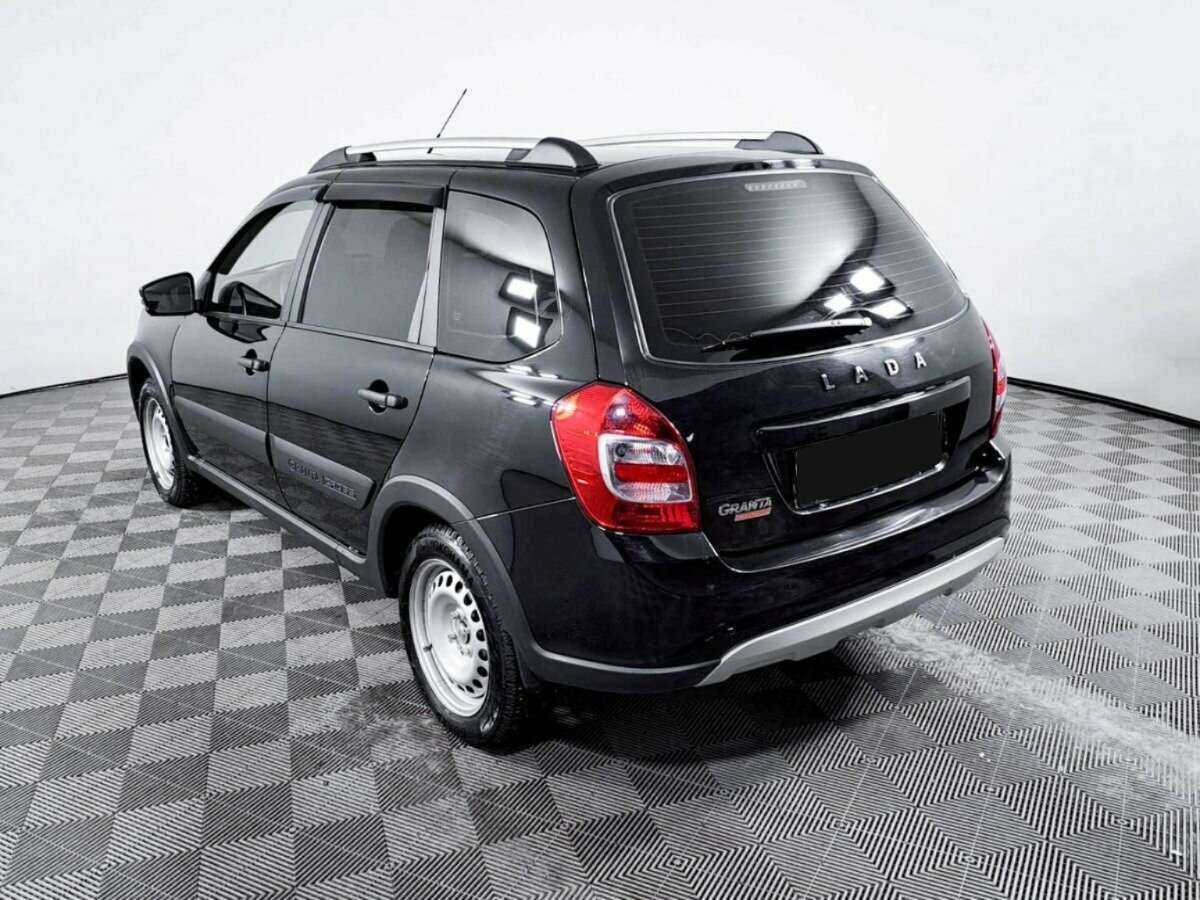Lada (ВАЗ) Granta с пробегом — 2023 год. Фото: #5