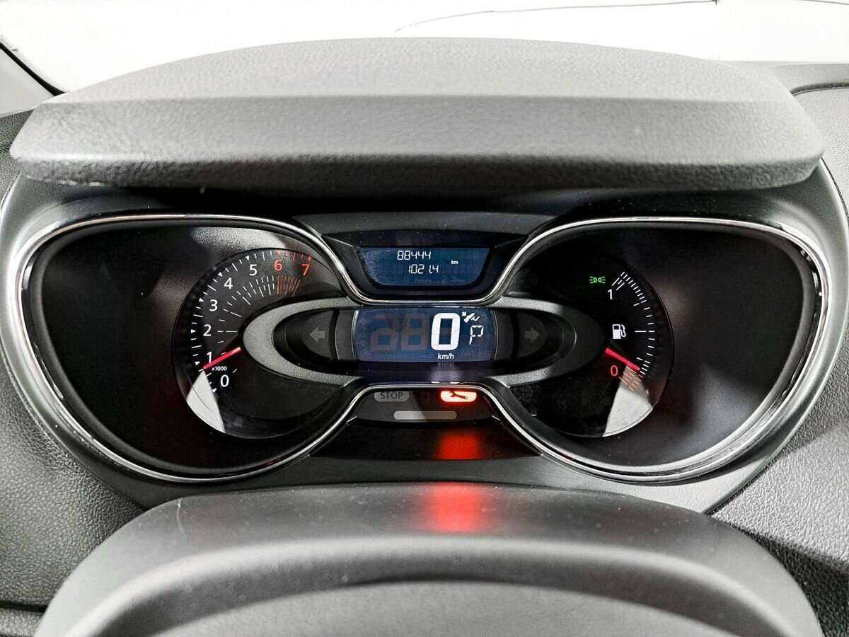 Renault Kaptur с пробегом — 2019 год. Фото: #10