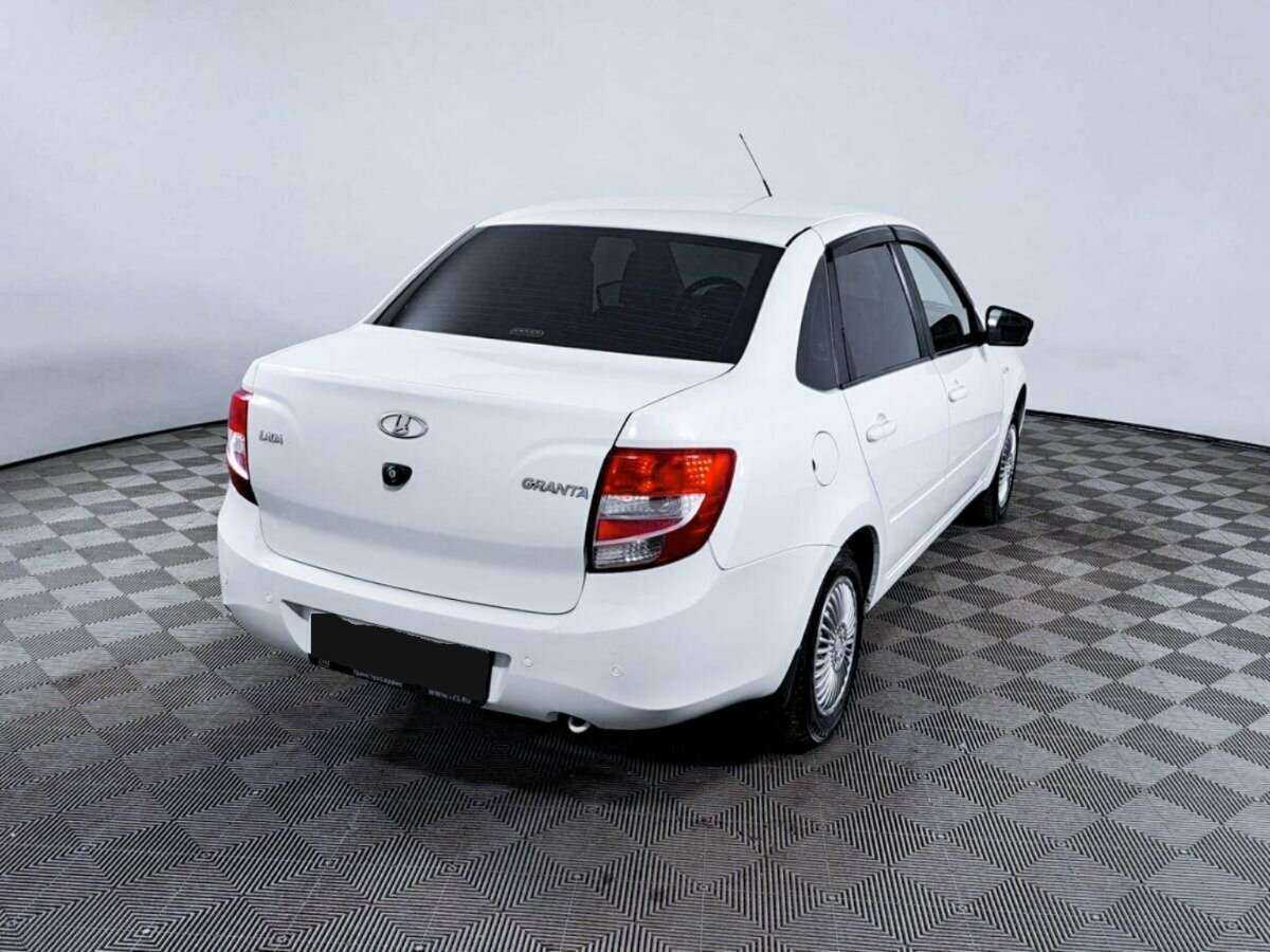 Lada (ВАЗ) Granta с пробегом — 2018 год. Фото: #4