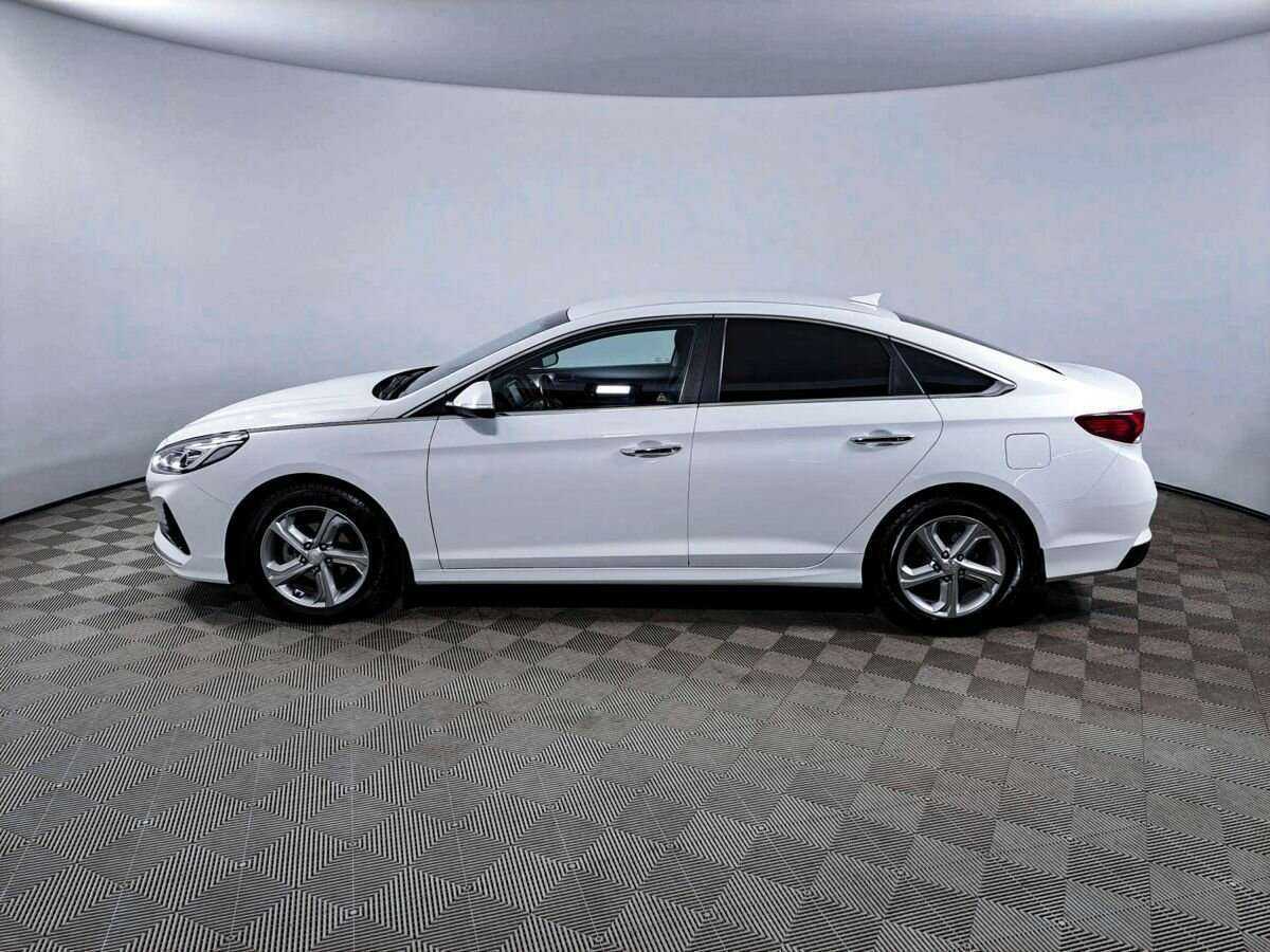 Hyundai Sonata с пробегом — 2018 год. Фото: #7